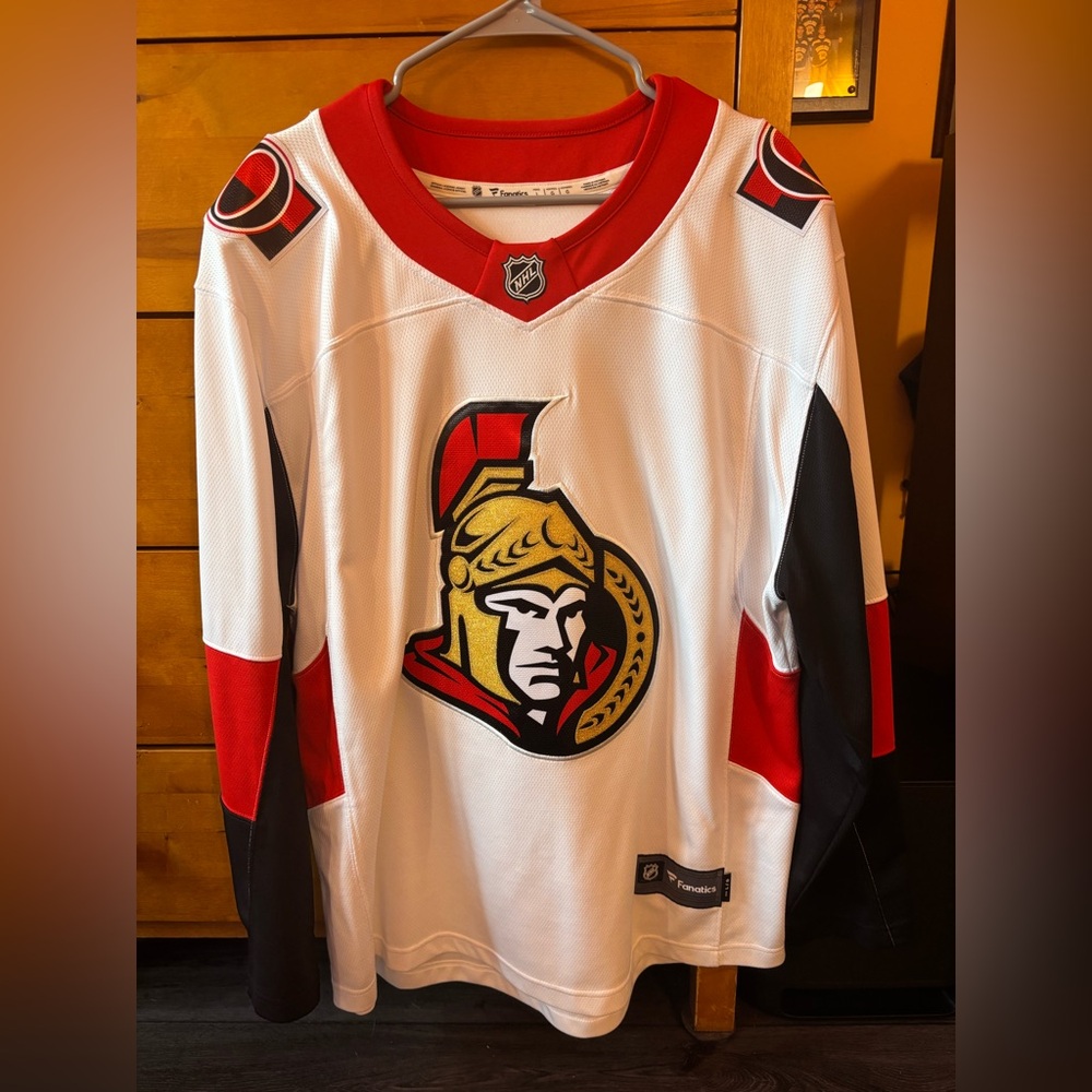 Ottawa Senators Hockey Jersey REPLICA Size: Large